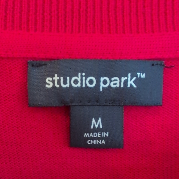 Classy Sweater Bundle x2 Sophisticated Cocktail Modern Gold Faux Leather Martini - Picture 6 of 9